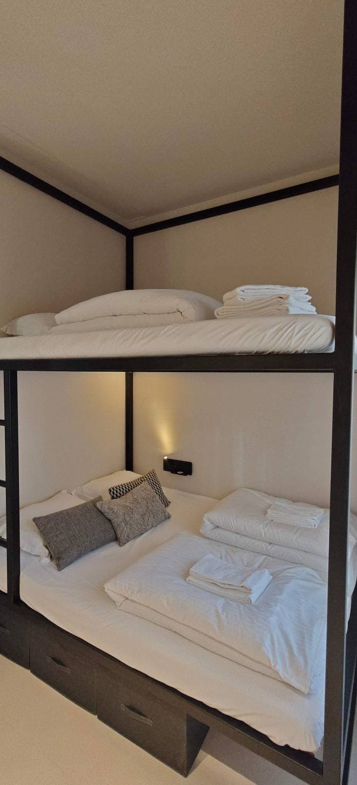 Foto 9 von 32: Ferienwohnung für 4 Personen mit Meerblick