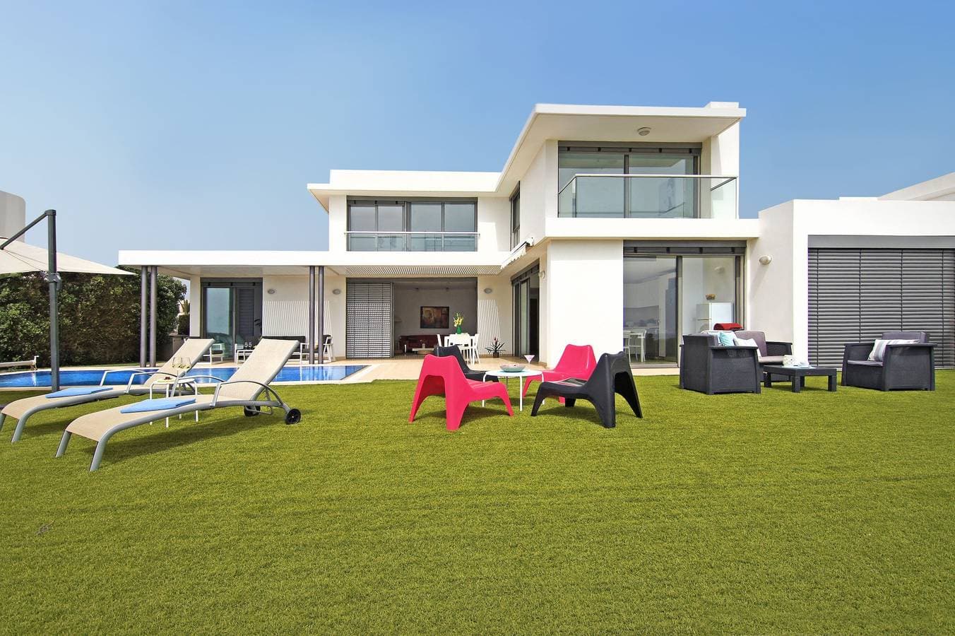 Foto 8 von 35: Villa für 8 Personen mit Pool