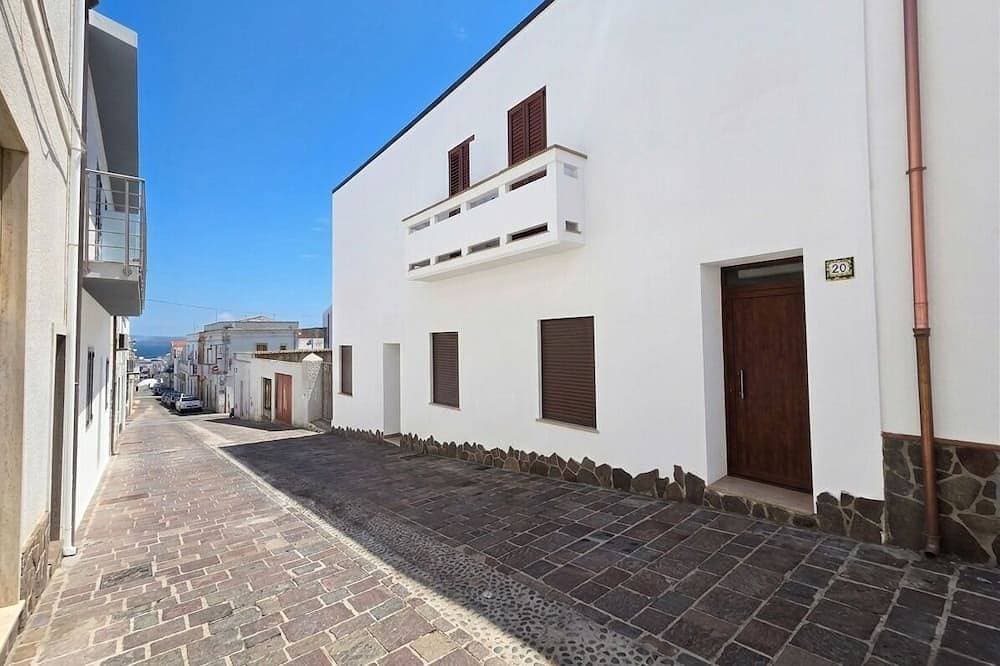 Foto 7 von 17: Bei 260 Meter vom Strand entfernt, neue Wohnung mit Veranda mit Blick auf das Meer und Dienstleistungen (Iun P7111)