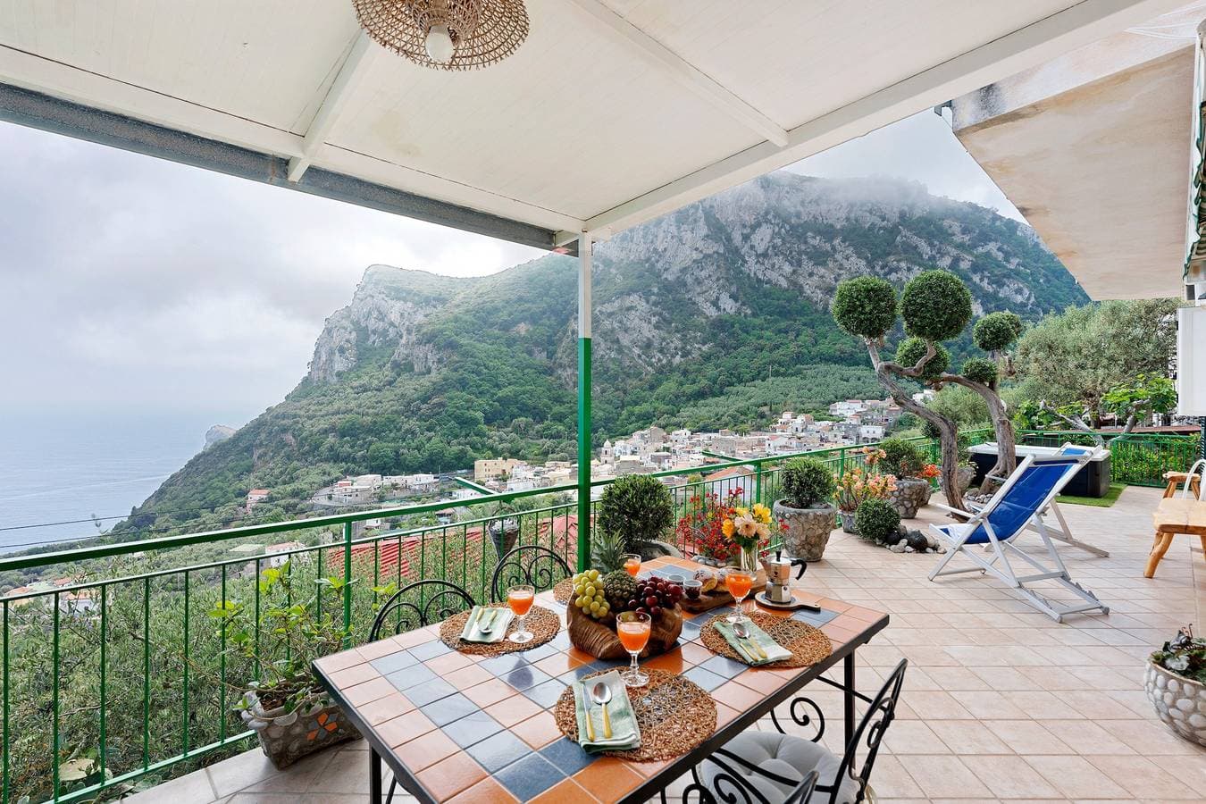Foto 2 von 30: Ferienwohnung 'Ulivello House' mit Meerblick, WLAN und Klimaanlage