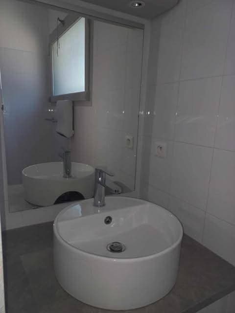 Foto 3 von 9: One-Bedroom House