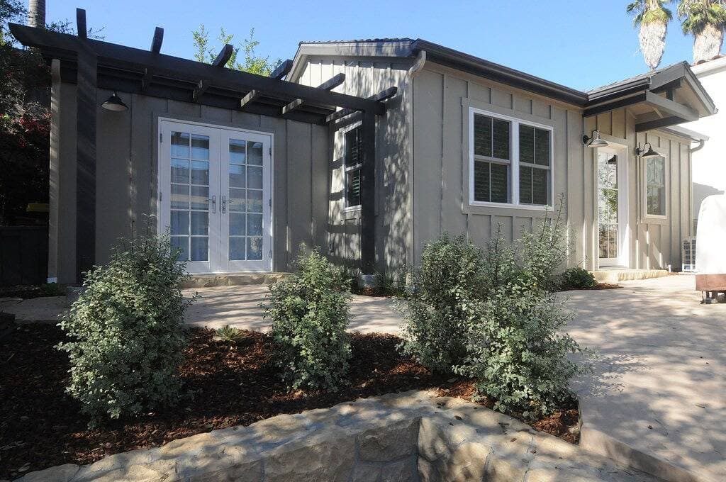 Downtown but secluded cottage 1