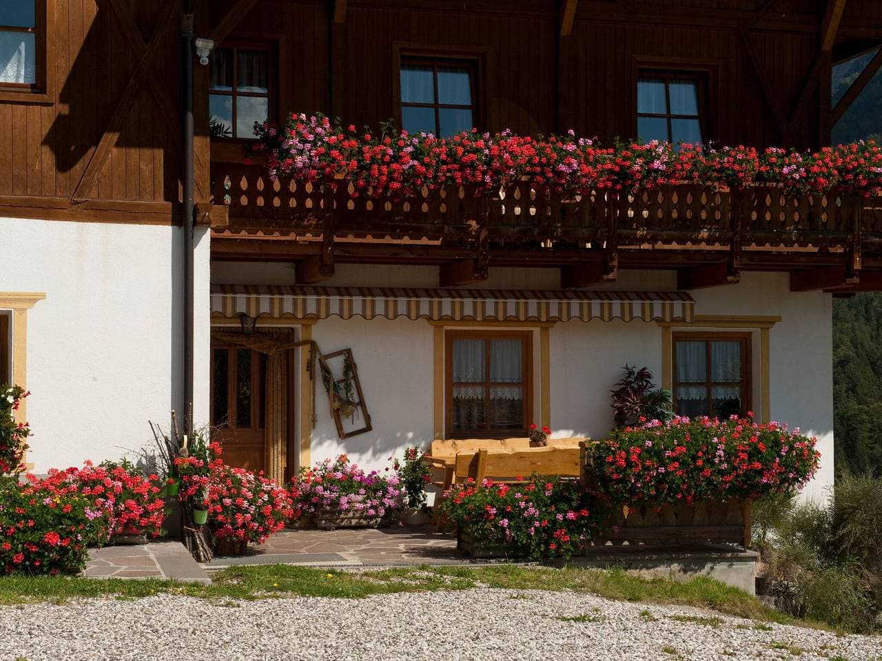 Foto 6 von 31: Bauernhof im Villnößtal mit Dolomitenblick