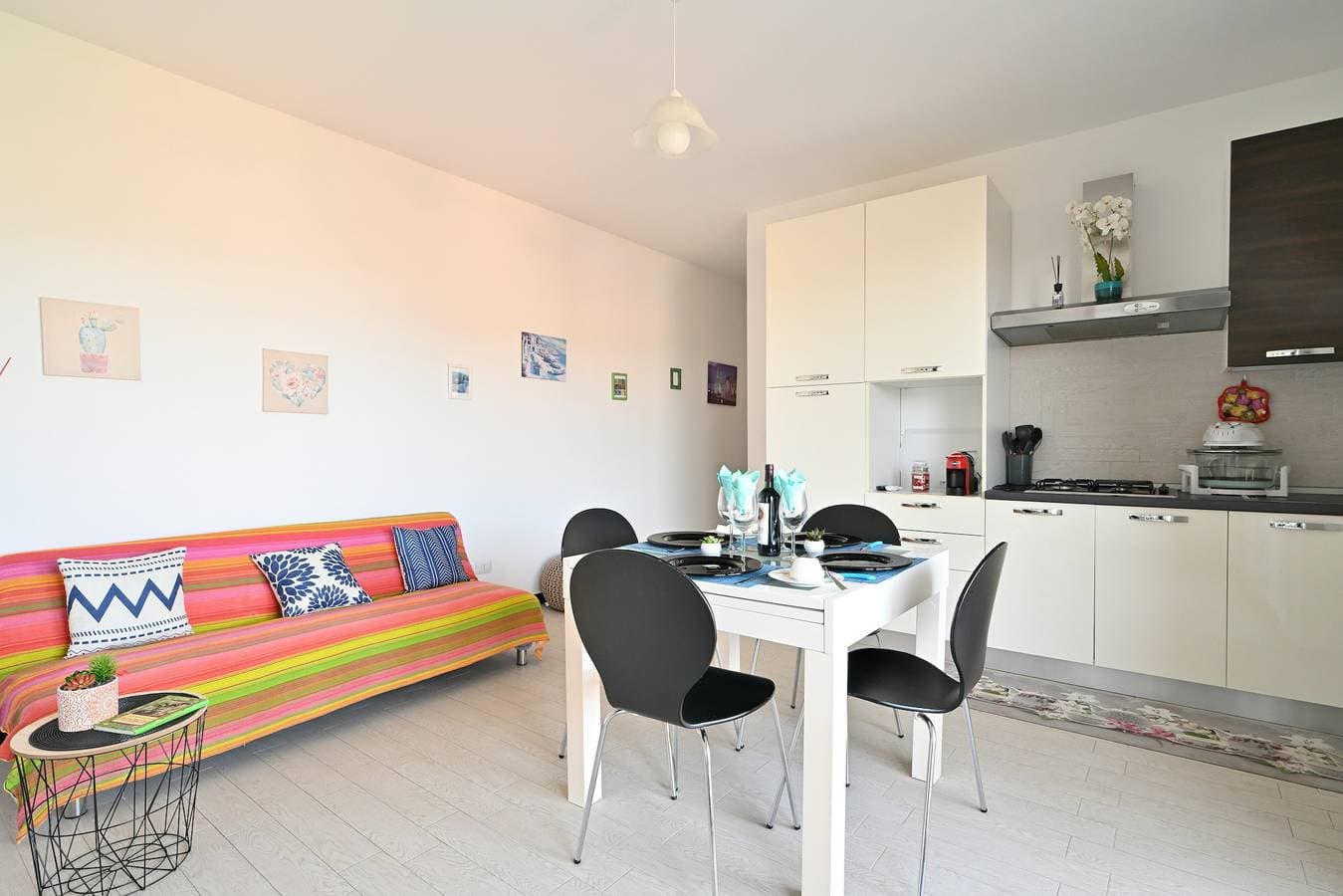 Foto 5 von 36: Ferienhaus 'Sa Figumoru Relax Mare' mit Bergblick und Klimaanlage