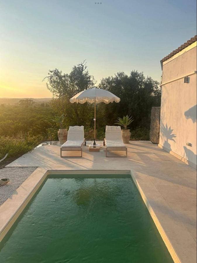 Foto 4 von 17: King Room with Pool View