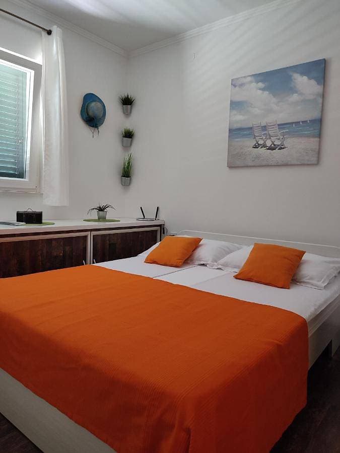Foto 5 von 54: Three-Bedroom House