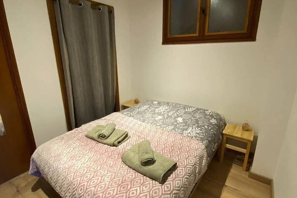 Foto 4 von 25: T2 cosy avec cheminée et terrasse - 5 min Valberg