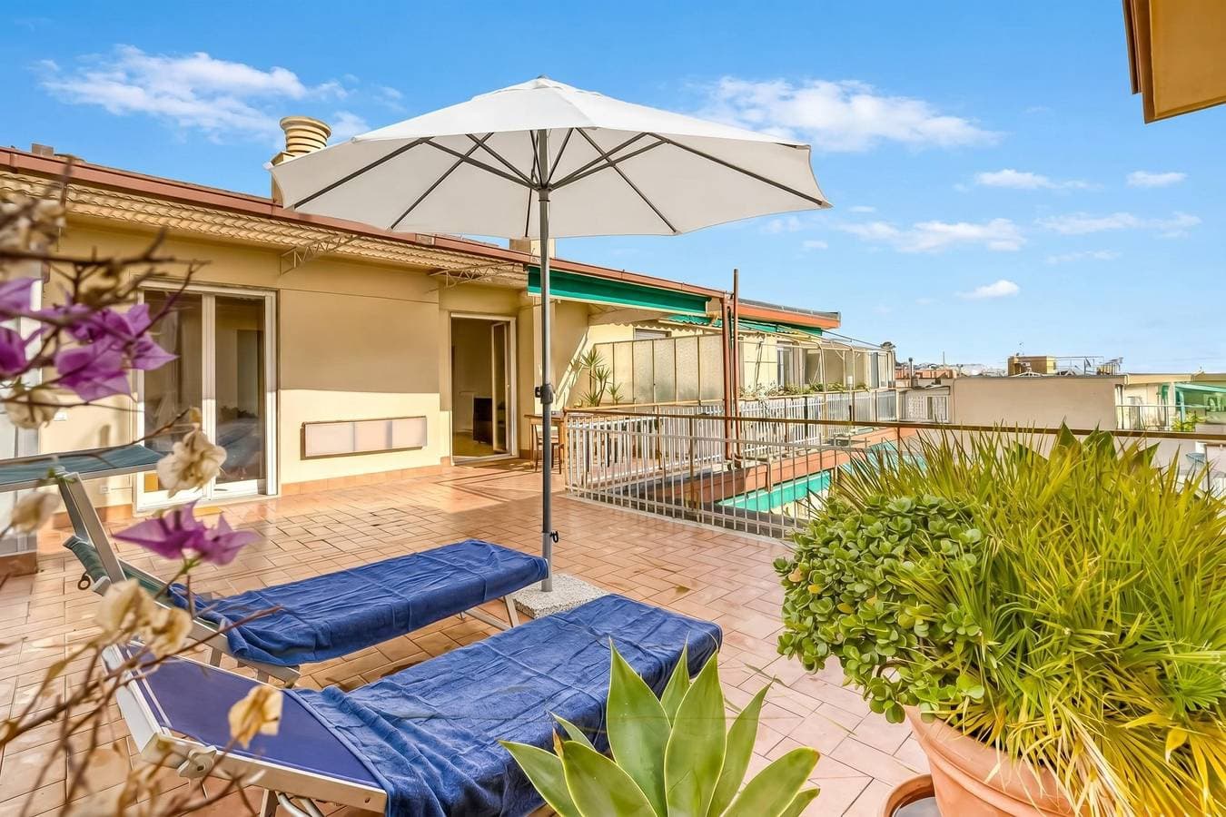 Penthouse Vista Mare E Monti Centro Sanremo 1