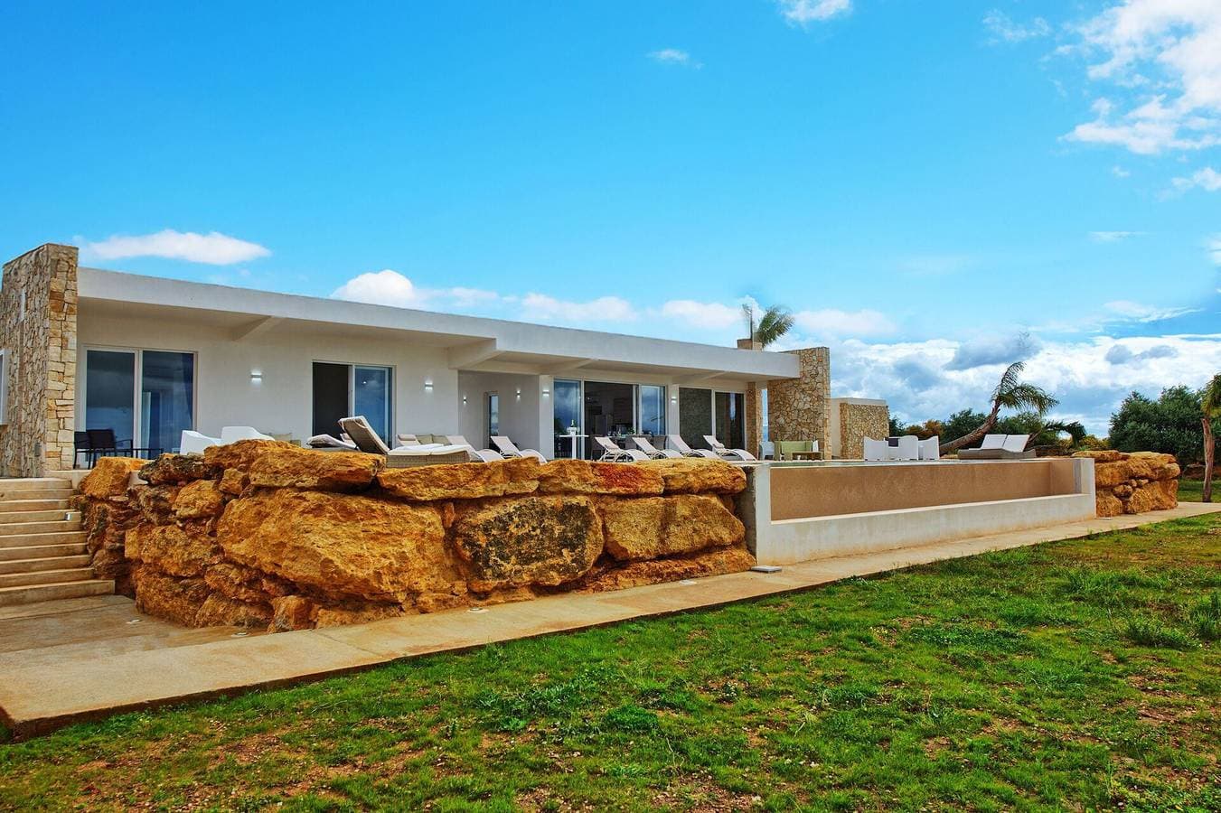 Foto 9 von 32: Villa Infinito