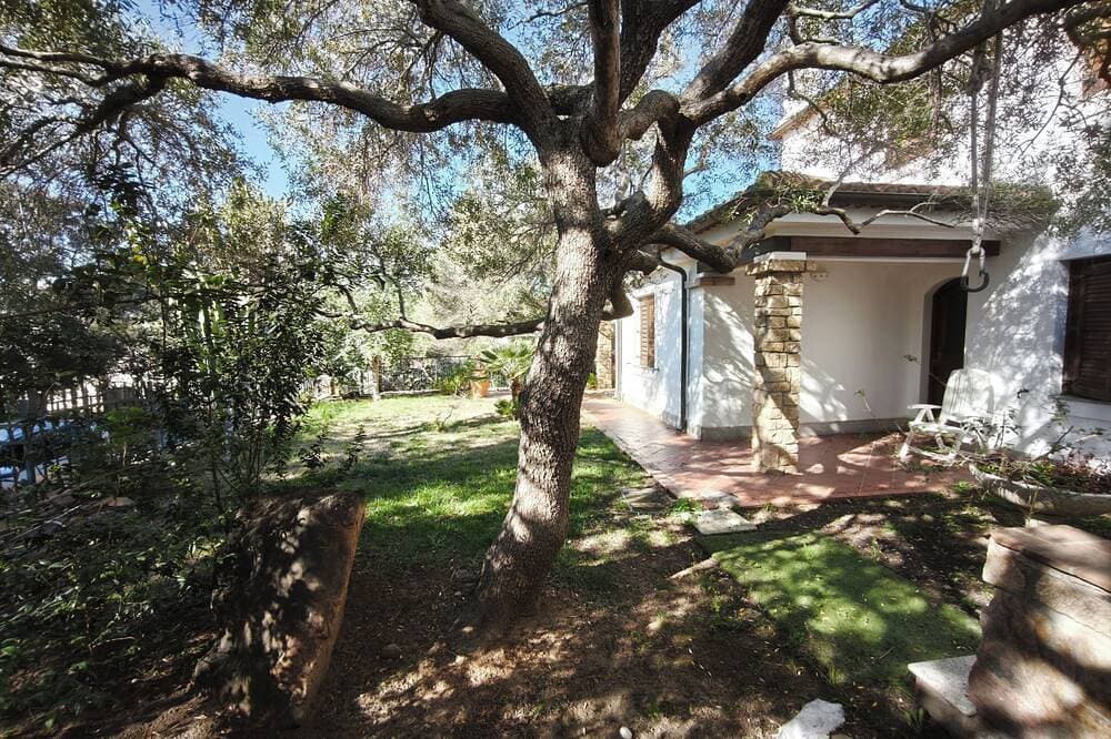 Foto 9 von 16: Villa Juniper, only 240mt from the sandy beach