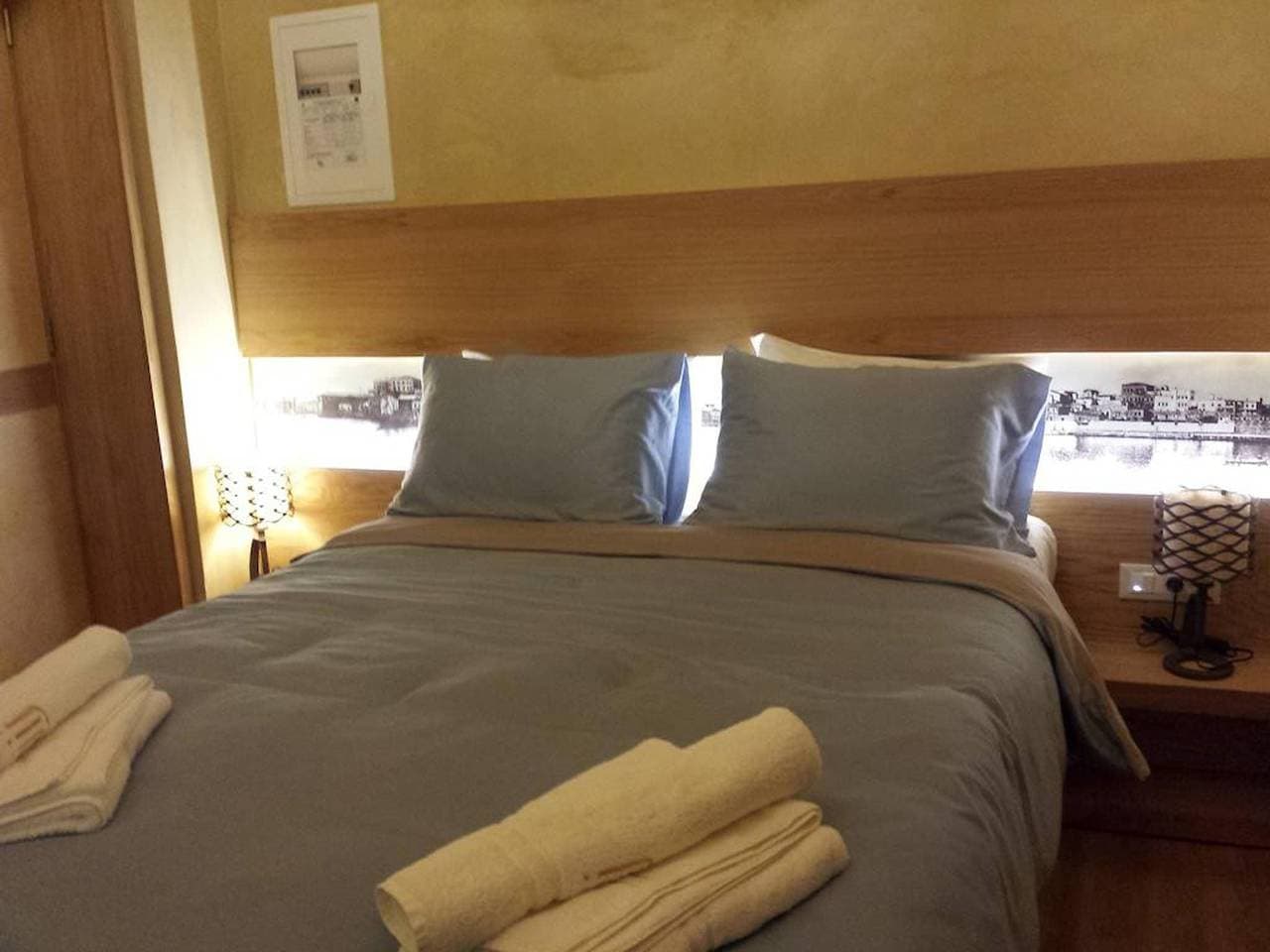 Foto 10 von 21: Ganze private Suite mit Meerblick mit Balkon, Gemeinschaftspool und Klimaanlage