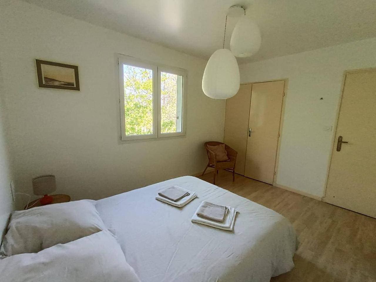 Foto 8 von 86: Three-Bedroom Home