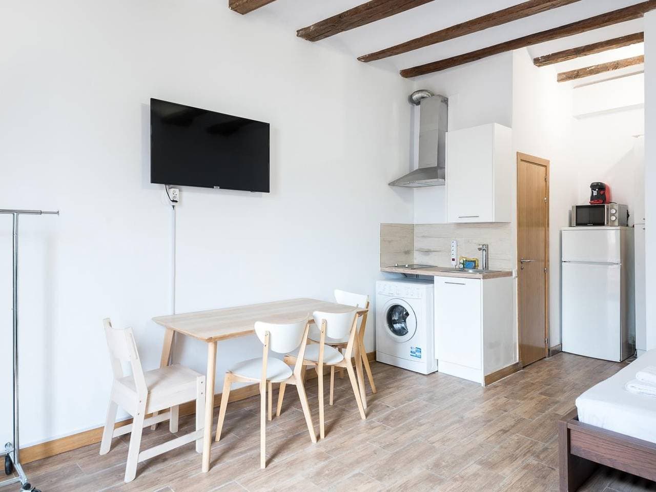 Foto 3 von 15: Ferienwohnung für 4 Personen mit Balkon