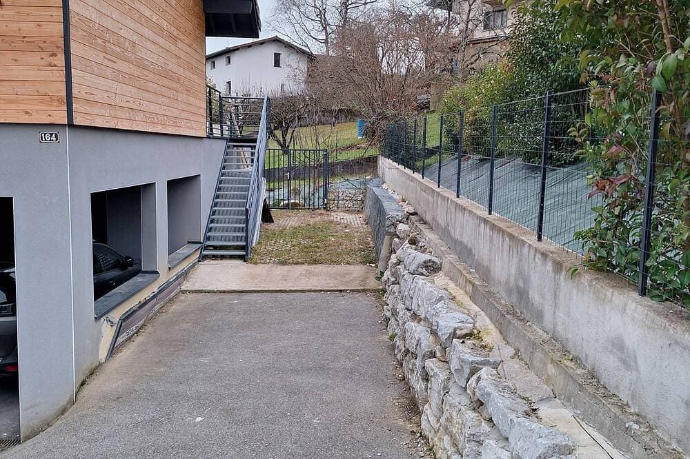 Foto 9 von 11: La Montagnette - With a terrace overlooking the mountains