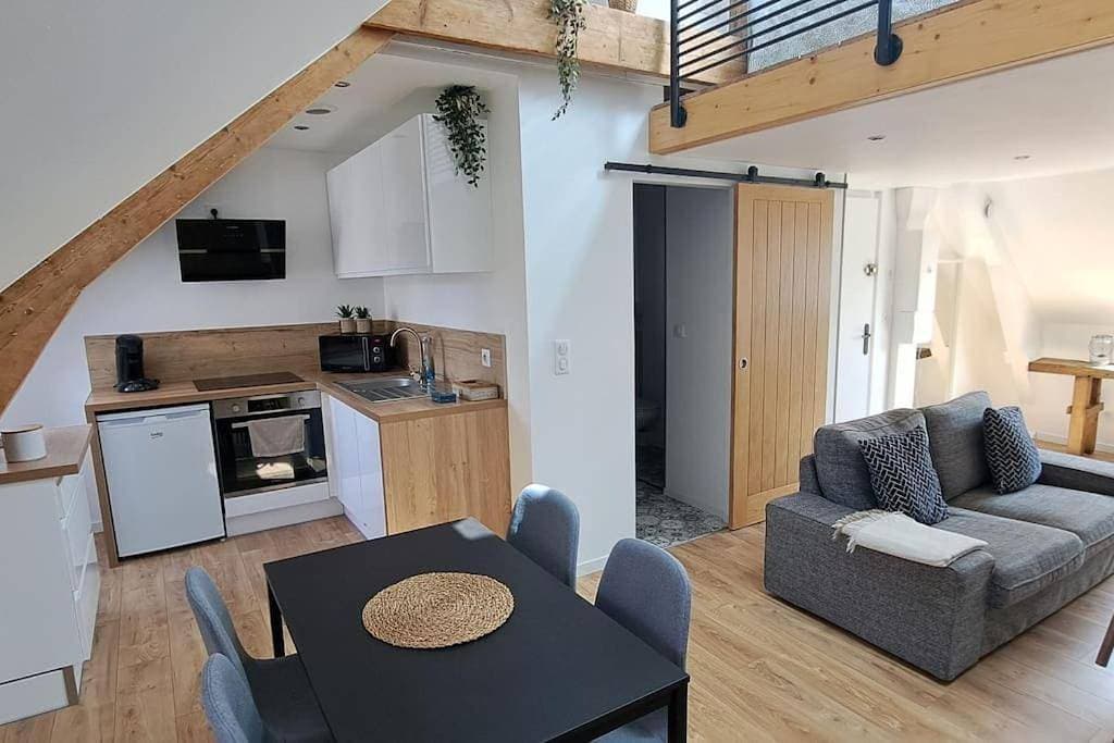 Le Patio, Hyper centre rue au calme avec parking 1