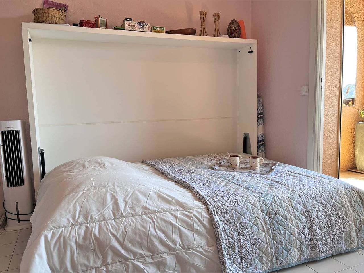 Foto 4 von 14: Studio mit Terrasse, privatem Parkplatz in Meernähe