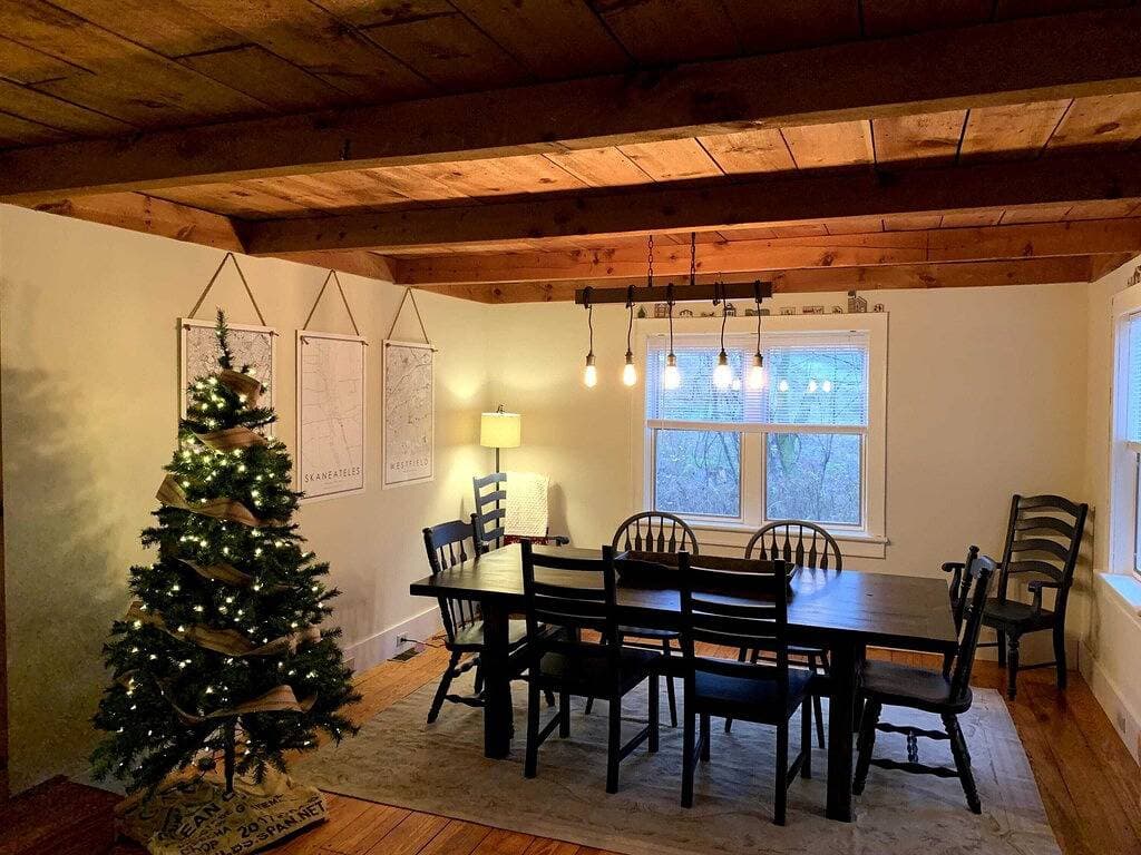Foto 3 von 27: Pet friendly Skaneateles country home one mile from downtown!!