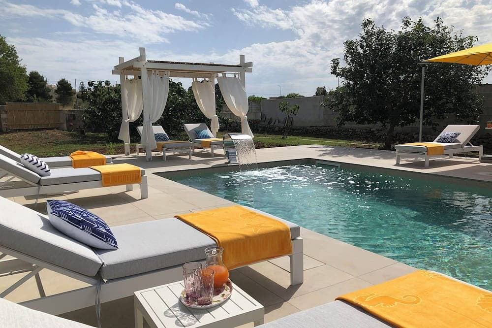 Beautiful villa with Pool&BBQ 1