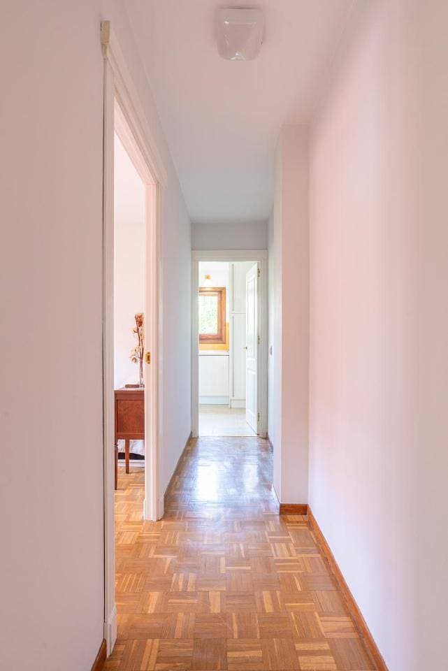 Foto 11 von 39: Two-Bedroom Apartment