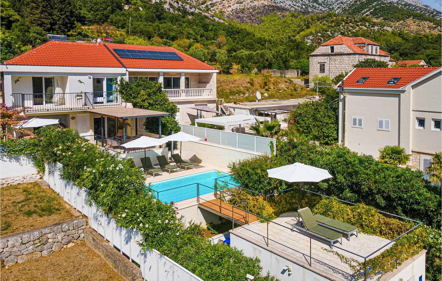 Foto 3 von 50: Reizende 2-Zimmer-Wohnung mit Pool in Strandnähe – WLAN & Terrasse