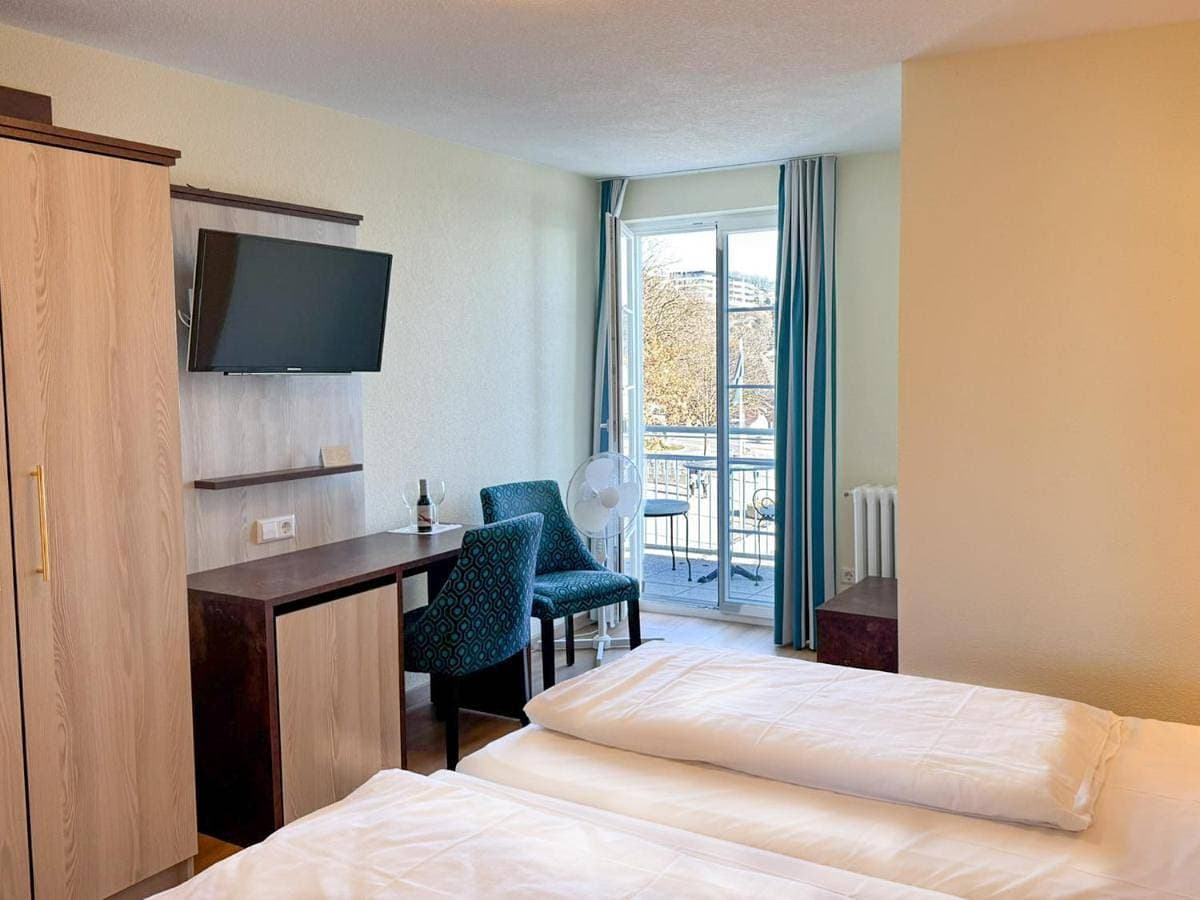 Foto 4 von 13: Standard Double Room - Annex