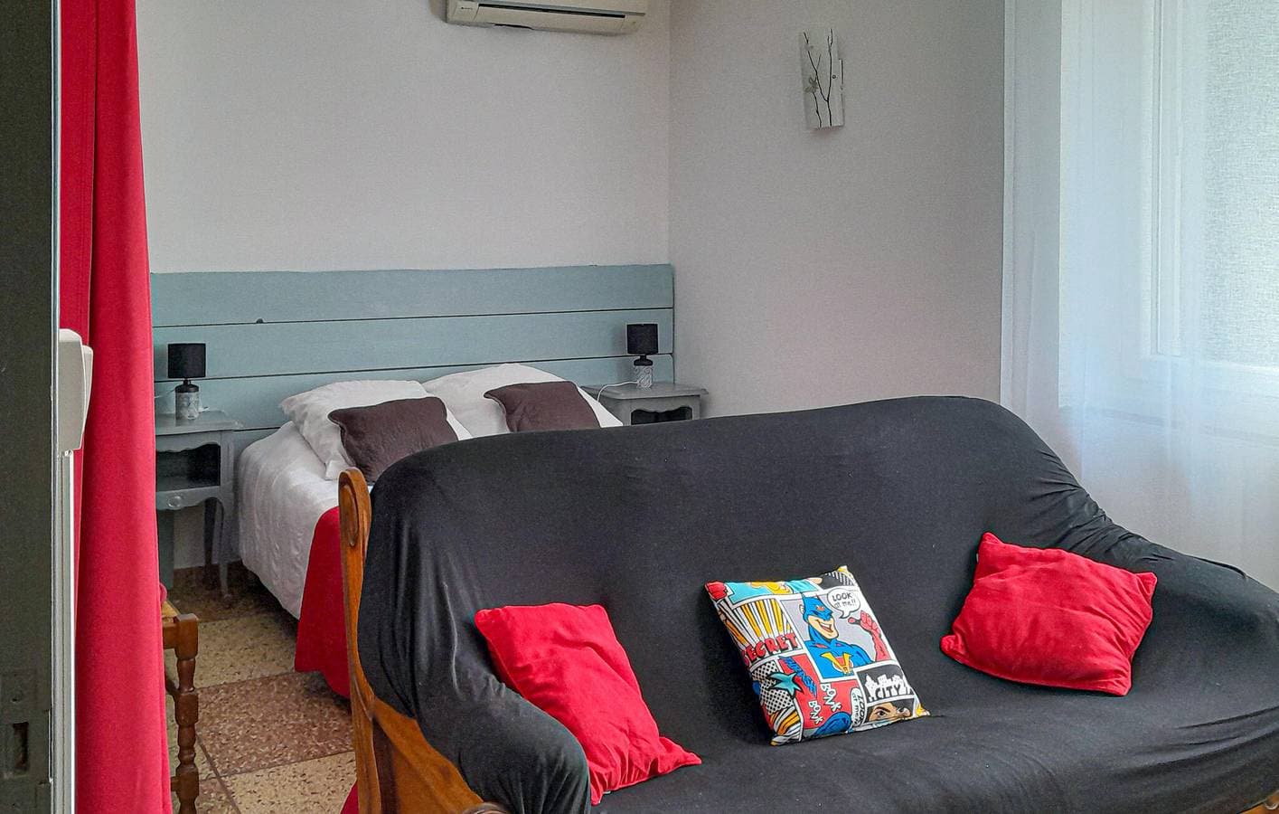 Foto 12 von 22: Gemütliche, gut ausgestattete Wohnung mit AC und Parkplatz