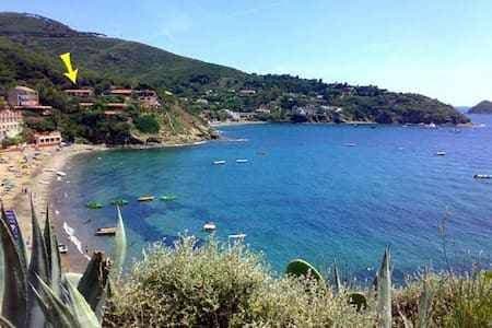 Appartamento a picco sul mare "La Meridiana" 1