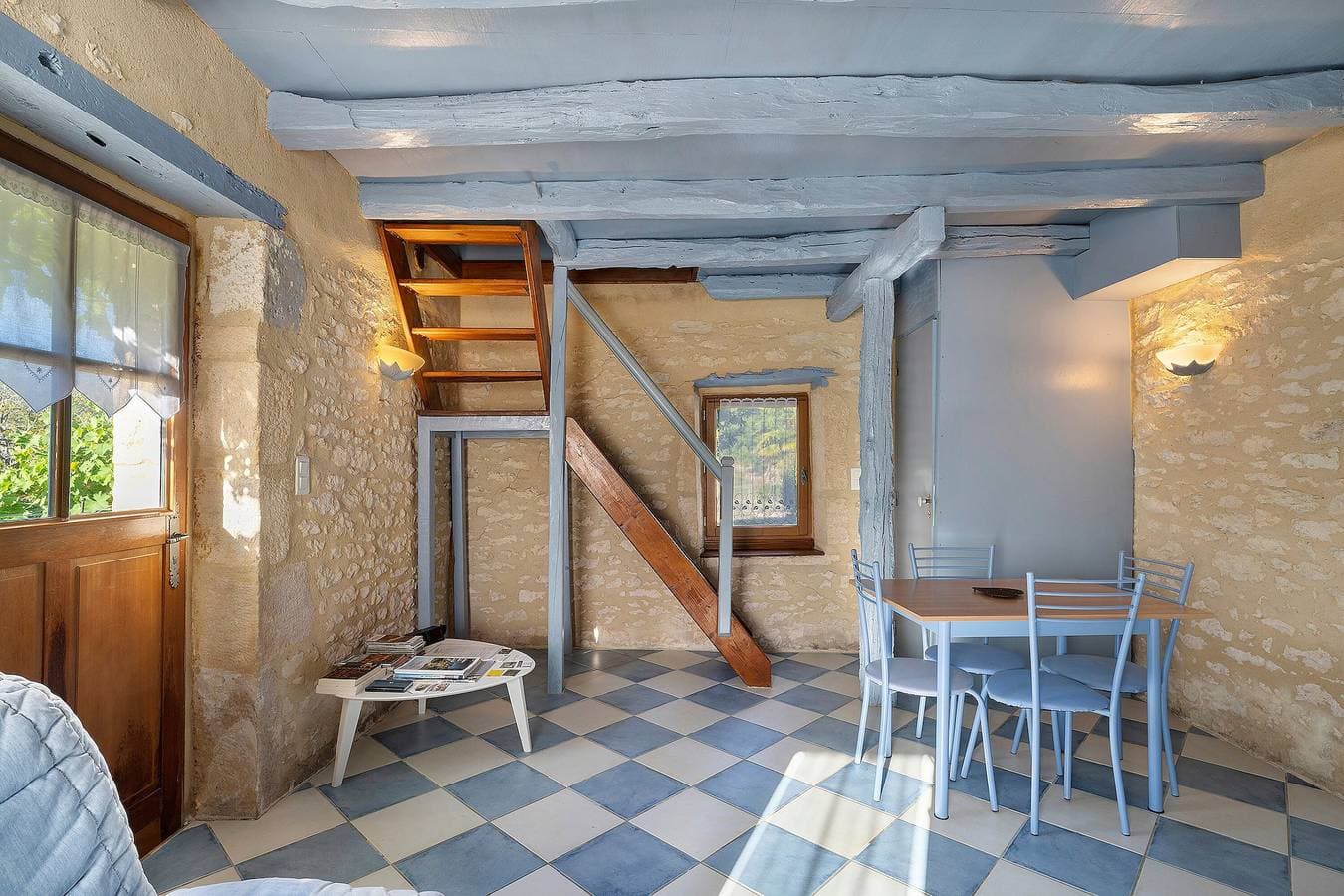 Foto 9 von 32: Charmant restauriertes kleines Steinhaus