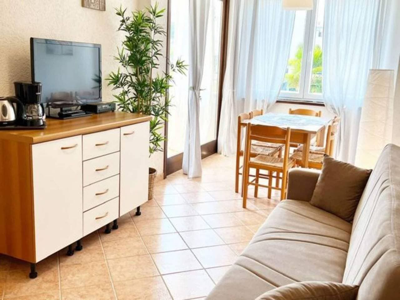 Foto 5 von 9: Charmante Wohnung mit Garten
