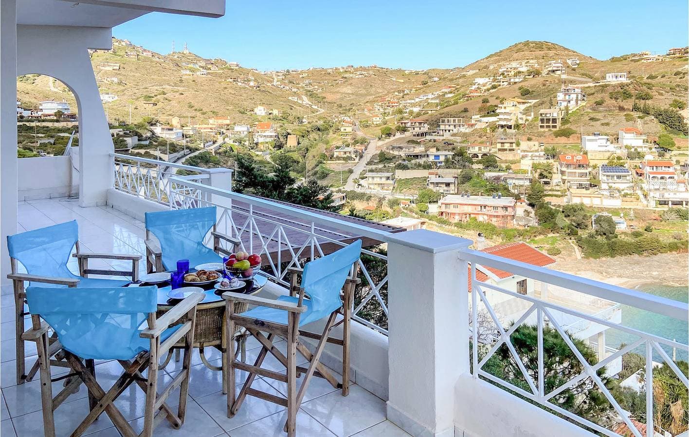 Foto 7 von 14: Erdgeschosswohnung mit Terrasse in der Nähe des Strandes Kalopigado