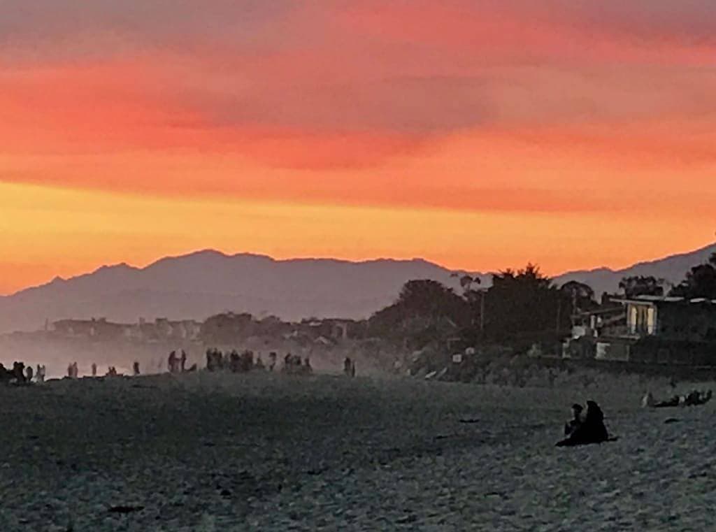 Foto 12 von 14: Nur wenige Schritte vom Carpinteria State Beach entfernt. Hell, sauber und gemütlich.
