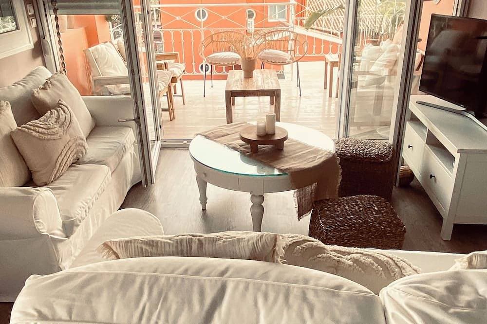Foto 10 von 30: Spacious and peaceful place for your vacation, soraude with green gardens