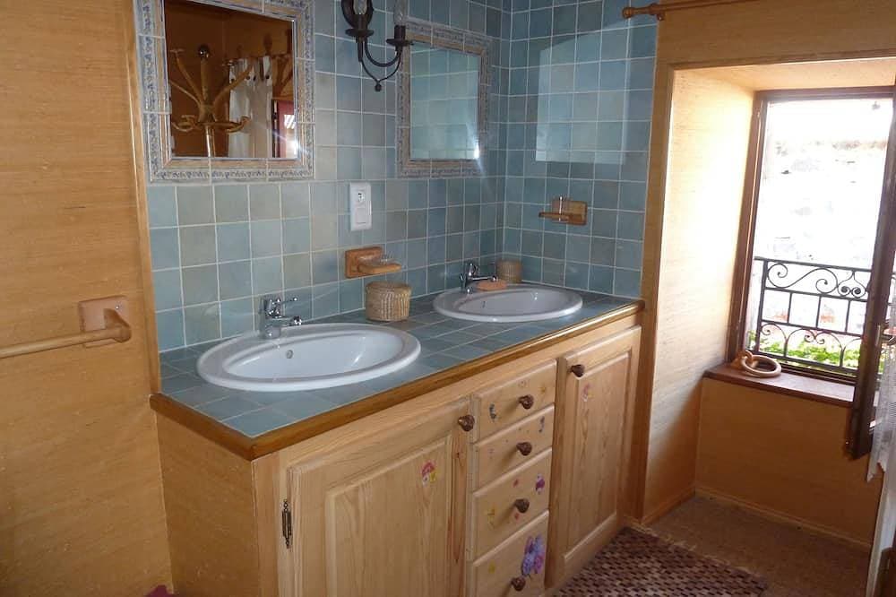 Foto 6 von 17: Hübsches Haus Des Charakters In Der Nähe Von Besse