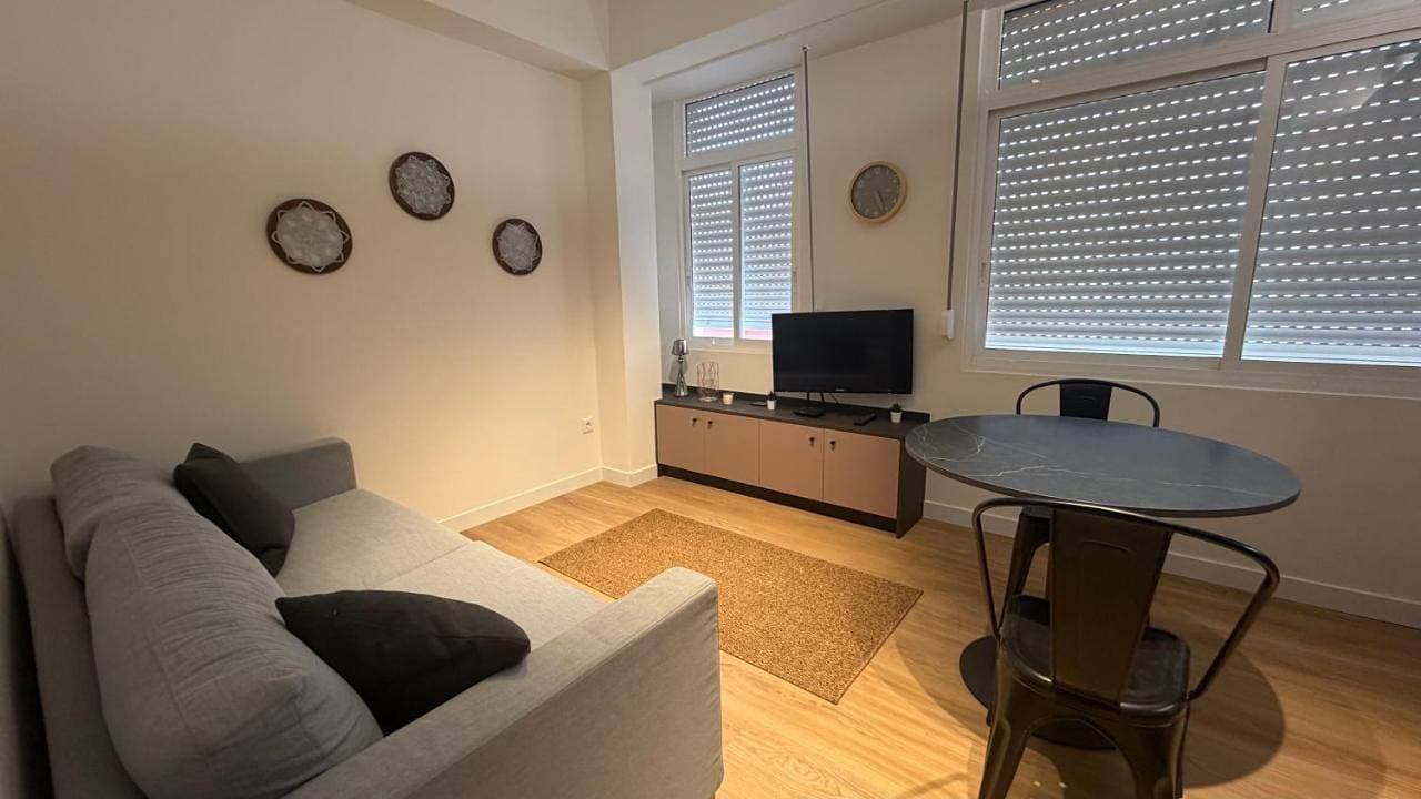 Foto 6 von 20: Three-Bedroom Apartment