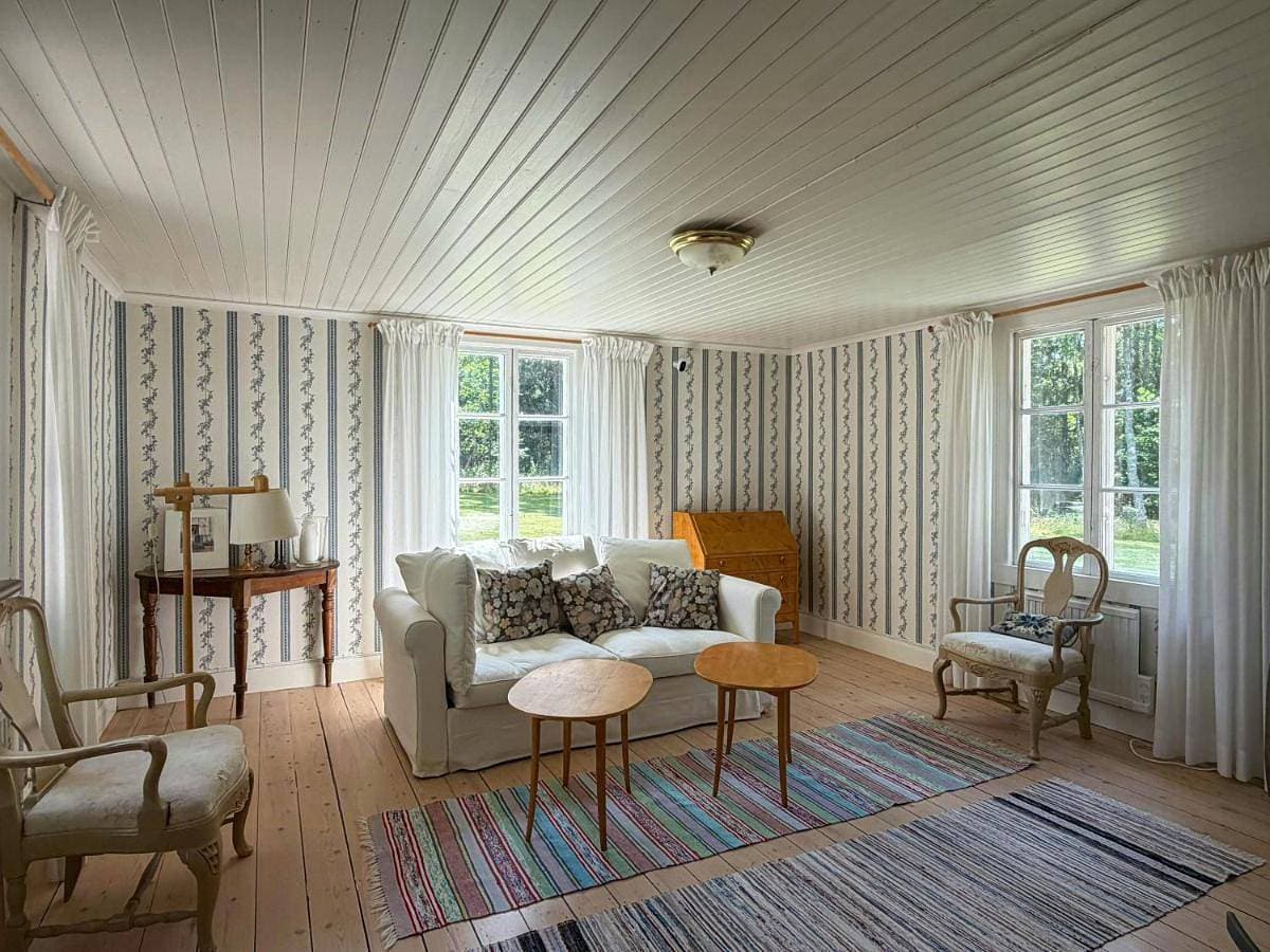 18th century cottage in private forest 1