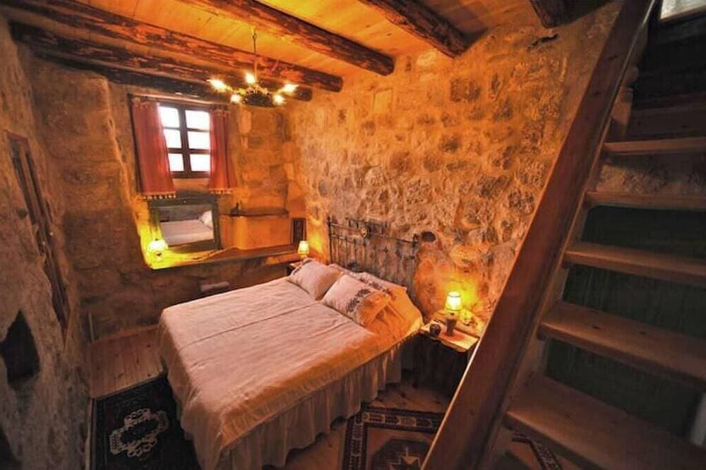 Foto 2 von 19: Anitya Dublex Stone House – Charming Cappadocian Retreat with Scenic Terrace