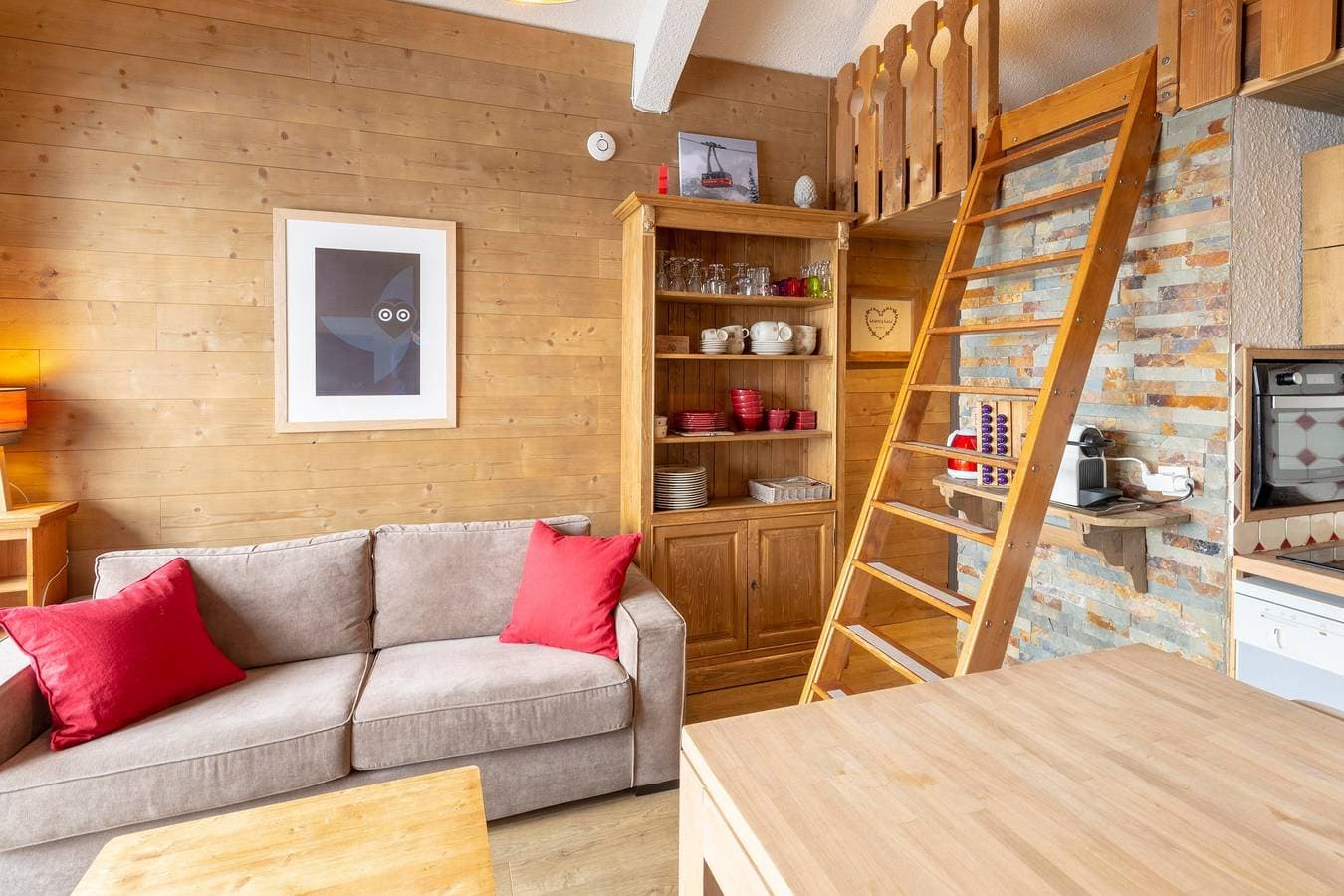 Foto 5 von 12: Ferienwohnung für 5 Personen mit Balkon