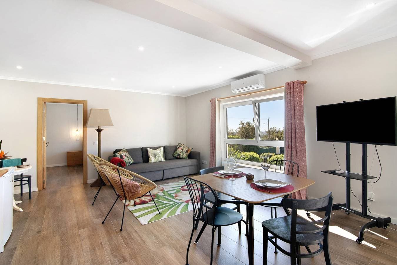 Foto 4 von 25: Ferienhaus „Casa no Campo“ mit Meerblick, Gemeinschaftspool und WLAN
