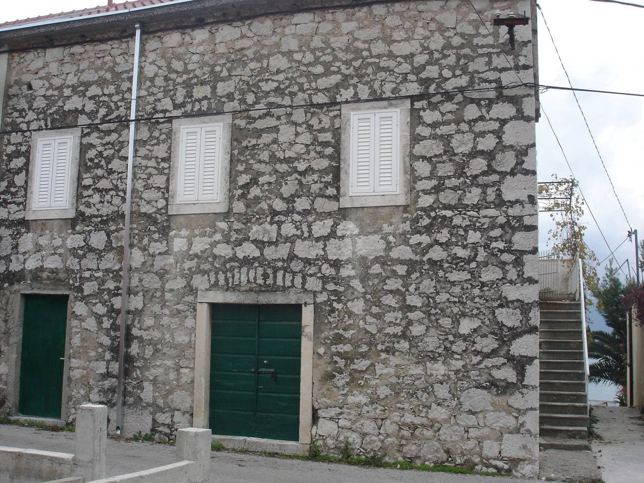 Foto 2 von 27: 3-Zimmer-Haus am Strand Blace, Usce Neretve K-16427