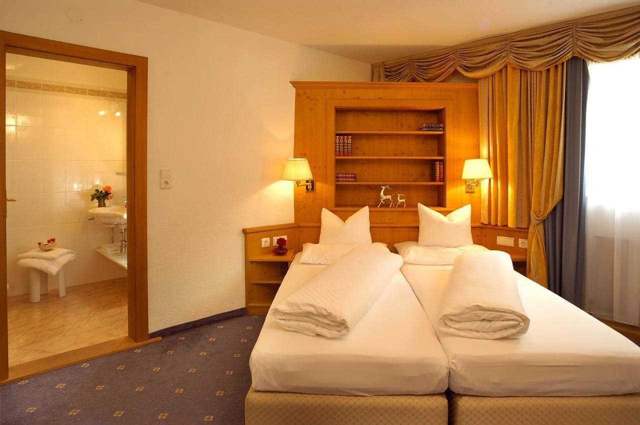 Foto 5 von 10: Comfort Double Room with Balcony