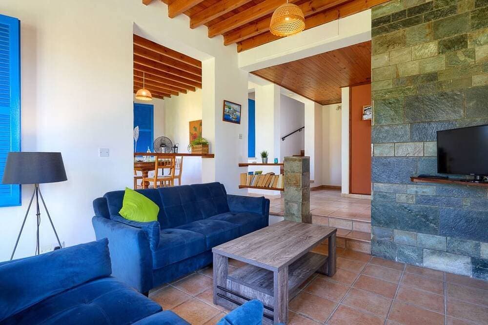 Foto 10 von 30: Schönes Ferienhaus mit Balkon in Polis Chrysochous
