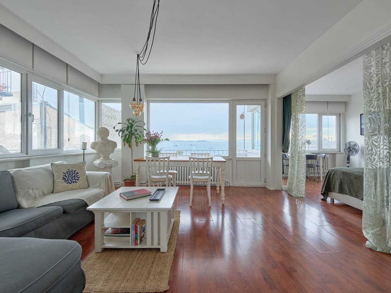 Foto 7 von 50: Wohnung mit Blick auf die Halbinsel von Istanbul