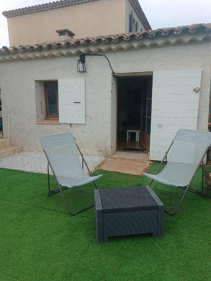 Le Cabanon des Collines 1