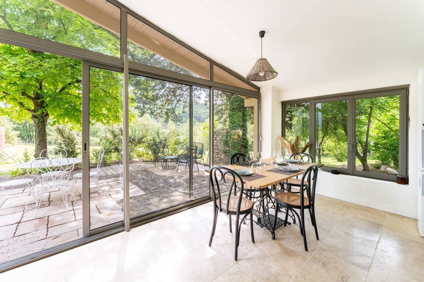 Foto 5 von 33: Haus mit Pool an den Weinbergen im Luberon – Tilleul T3 Maison Marvic
