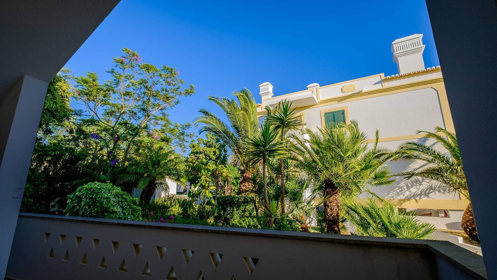 Foto 11 von 22: Ferienhaus „Jo's Place“ mit Gemeinschaftspool, privater Terrasse und WLAN