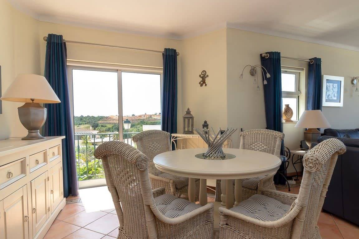 Foto 5 von 25: Ferienhaus für 4 Personen mit Pool