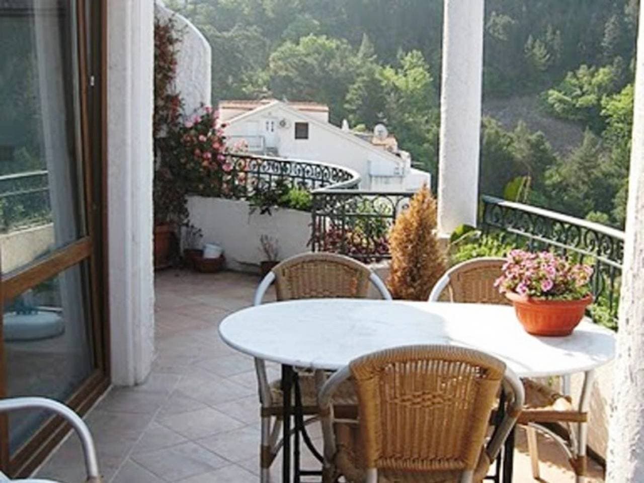 Foto 4 von 33: Levantin Inn 1 2 2 Suite Meerblick
