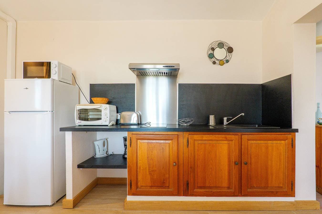 Foto 5 von 30: Ferienhaus „Le Petit Pin - La Fontinelle“ mit Bergblick