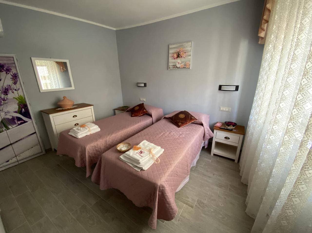 Foto 7 von 8: Twin Room