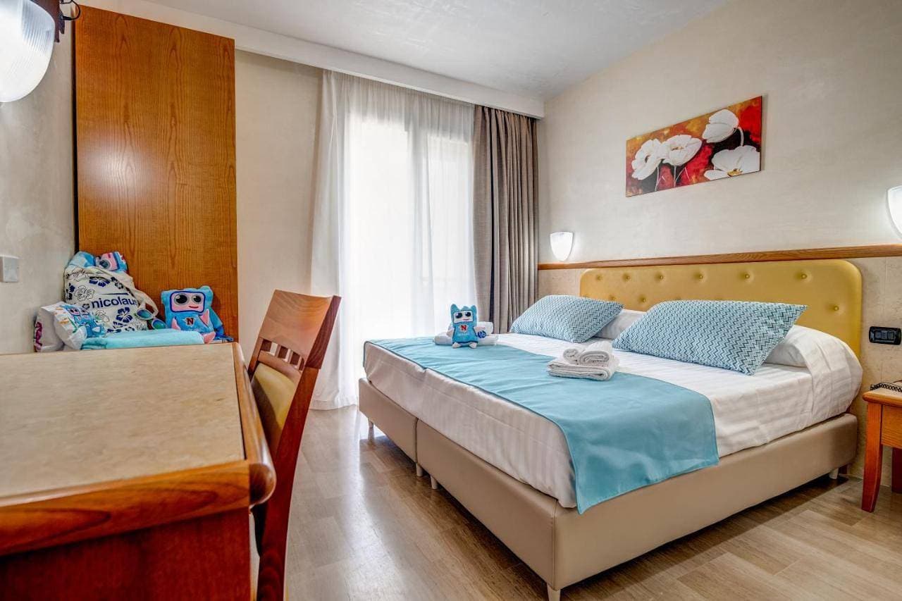 Foto 9 von 10: Double or Twin Room with Pool View